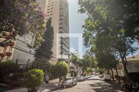 Apartamento à venda com 69m², 2 quartos e 1 vaga Apartamento à venda com 69m², 2 quartos e 1 vagaFachada