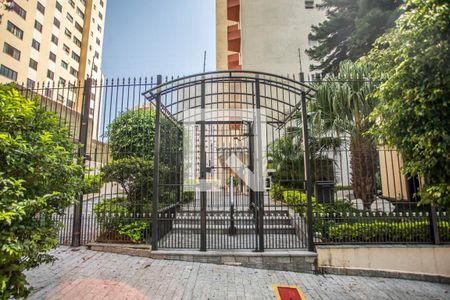 Apartamento à venda com 69m², 2 quartos e 1 vaga Apartamento à venda com 69m², 2 quartos e 1 vagaFachada