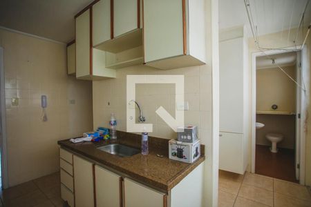 Apartamento à venda com 69m², 2 quartos e 1 vaga Apartamento à venda com 69m², 2 quartos e 1 vagaCozinha - Armários