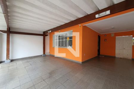 Casa à venda com 178m², 3 quartos e 3 vagas Casa à venda com 178m², 3 quartos e 3 vagasGaragem