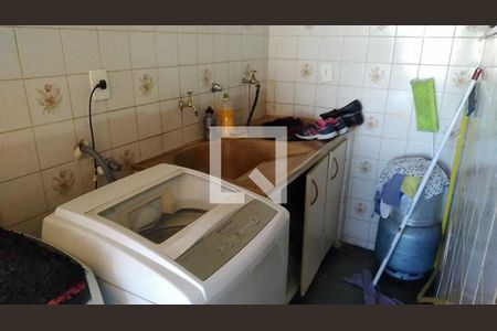 Casa à venda com 360m², 3 quartos e sem vaga