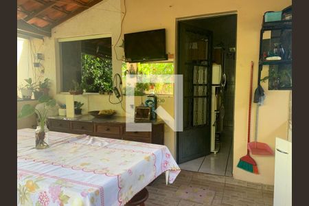 Casa à venda com 228m², 5 quartos e 2 vagas