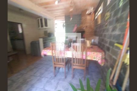 Casa à venda com 228m², 5 quartos e 2 vagas