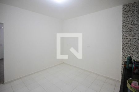Casa à venda com 90m², 2 quartos e 2 vagas Casa à venda com 90m², 2 quartos e 2 vagasCozinha