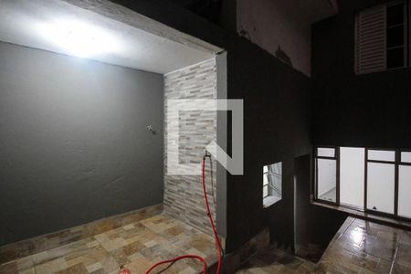 Casa à venda com 90m², 2 quartos e 2 vagas Casa à venda com 90m², 2 quartos e 2 vagasQuintal e Área de Serviço