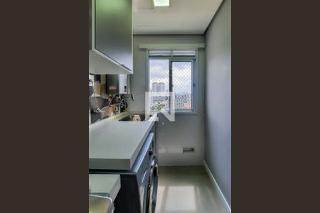 Apartamento à venda com 70m², 2 quartos e 1 vagaÁrea de Serviço