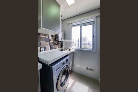 Apartamento à venda com 70m², 2 quartos e 1 vagaÁrea de Serviço