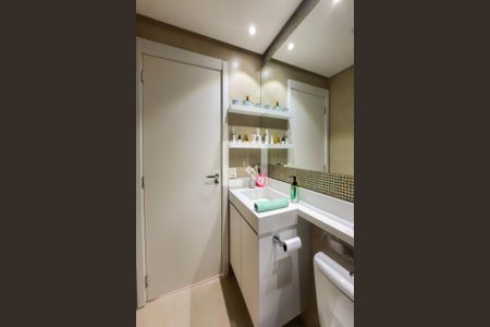 Apartamento à venda com 70m², 2 quartos e 1 vagaBanheiro Social