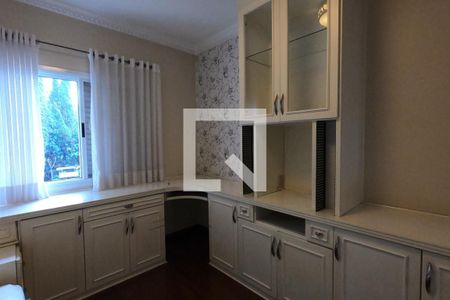 Casa à venda com 253m², 4 quartos e 4 vagas Casa à venda com 253m², 4 quartos e 4 vagasQuarto