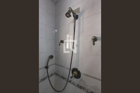 Casa à venda com 253m², 4 quartos e 4 vagas Casa à venda com 253m², 4 quartos e 4 vagasBanheiro da Suíte