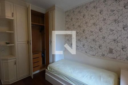 Casa à venda com 253m², 4 quartos e 4 vagas Casa à venda com 253m², 4 quartos e 4 vagasQuarto