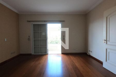 Casa à venda com 253m², 4 quartos e 4 vagas Casa à venda com 253m², 4 quartos e 4 vagasSuíte