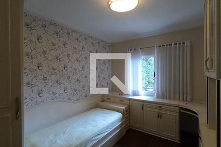 Casa à venda com 253m², 4 quartos e 4 vagas Casa à venda com 253m², 4 quartos e 4 vagasQuarto