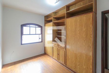 Casa à venda com 182m², 3 quartos e 2 vagas Casa à venda com 182m², 3 quartos e 2 vagasQuarto 3