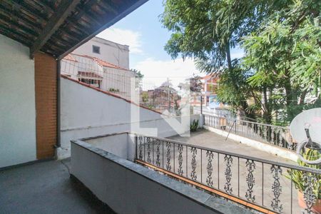 Casa à venda com 182m², 3 quartos e 2 vagas Casa à venda com 182m², 3 quartos e 2 vagasVaranda do quarto 1