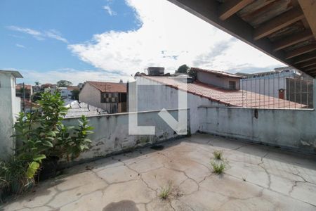 Casa à venda com 182m², 3 quartos e 2 vagas Casa à venda com 182m², 3 quartos e 2 vagasTerraço