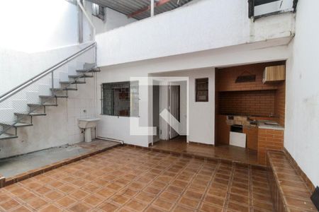 Casa à venda com 182m², 3 quartos e 2 vagas Casa à venda com 182m², 3 quartos e 2 vagasQuintal