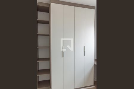 Quarto 1 de apartamento para alugar com 2 quartos, 53m² em Baeta Neves, São Bernardo do Campo