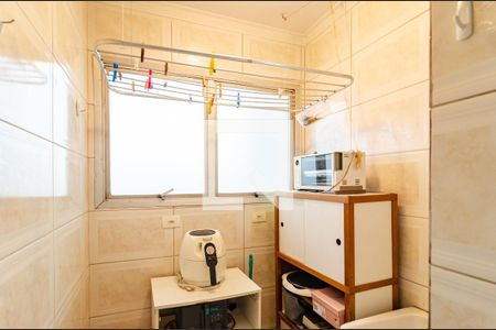 Apartamento à venda com 121m², 4 quartos e 2 vagas Apartamento à venda com 121m², 4 quartos e 2 vagasLavanderia 2