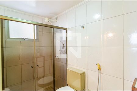 Apartamento à venda com 121m², 4 quartos e 2 vagas Apartamento à venda com 121m², 4 quartos e 2 vagasBanheiro Social 2