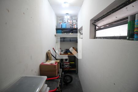 Casa à venda com 152m², 2 quartos e 2 vagas Casa à venda com 152m², 2 quartos e 2 vagasDespensa