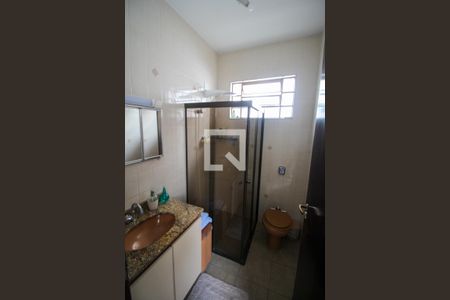 Casa à venda com 152m², 2 quartos e 2 vagas Casa à venda com 152m², 2 quartos e 2 vagasBanheiro