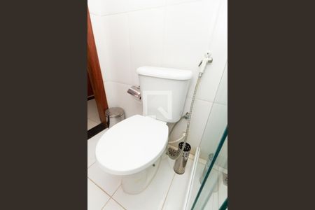 Casa à venda com 140m², 3 quartos e 3 vagasDetalhe do banheiro principal