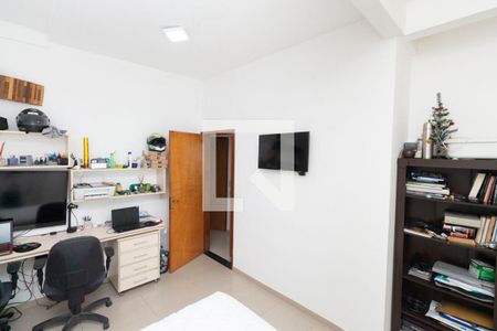 Casa à venda com 140m², 3 quartos e 3 vagasQuarto 3 (suíte)