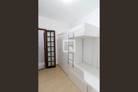 Casa de condomínio à venda com 80m², 2 quartos e 2 vagas Casa de condomínio à venda com 80m², 2 quartos e 2 vagasQuarto 2