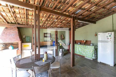 Casa à venda com 800m², 7 quartos e 5 vagas Casa à venda com 800m², 7 quartos e 5 vagasCozinha Externa