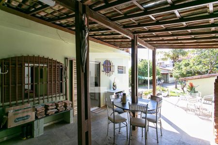 Casa à venda com 800m², 7 quartos e 5 vagas Casa à venda com 800m², 7 quartos e 5 vagasCozinha Externa