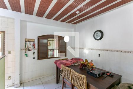 Casa à venda com 800m², 7 quartos e 5 vagas Casa à venda com 800m², 7 quartos e 5 vagasCopa