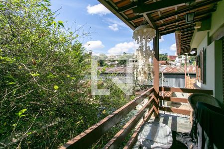 Casa à venda com 800m², 7 quartos e 5 vagas Casa à venda com 800m², 7 quartos e 5 vagasVaranda da Sala de Estar