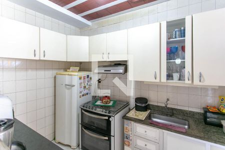 Casa à venda com 800m², 7 quartos e 5 vagas Casa à venda com 800m², 7 quartos e 5 vagasCozinha