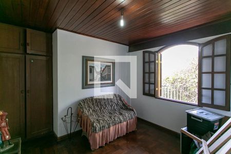 Casa à venda com 800m², 7 quartos e 5 vagas Casa à venda com 800m², 7 quartos e 5 vagasQuarto 5