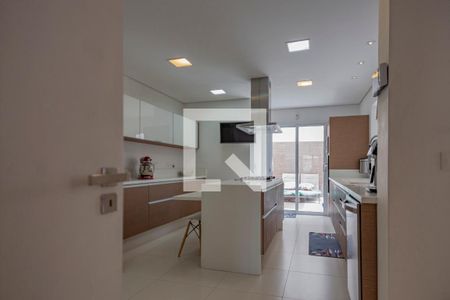 Casa à venda com 400m², 4 quartos e 4 vagas Casa à venda com 400m², 4 quartos e 4 vagasCozinha Americana