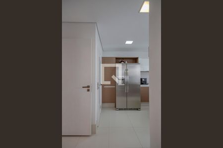 Casa à venda com 400m², 4 quartos e 4 vagas Casa à venda com 400m², 4 quartos e 4 vagasCozinha Americana