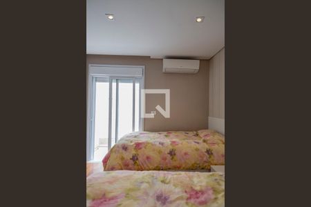 Casa à venda com 400m², 4 quartos e 4 vagas Casa à venda com 400m², 4 quartos e 4 vagasQuarto 1 - Suíte