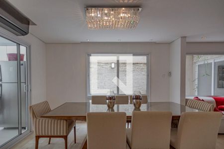 Casa à venda com 400m², 4 quartos e 4 vagas Casa à venda com 400m², 4 quartos e 4 vagasSala de Jantar
