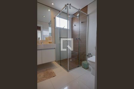 Casa à venda com 400m², 4 quartos e 4 vagas Casa à venda com 400m², 4 quartos e 4 vagasBanheiro da Suíte 1