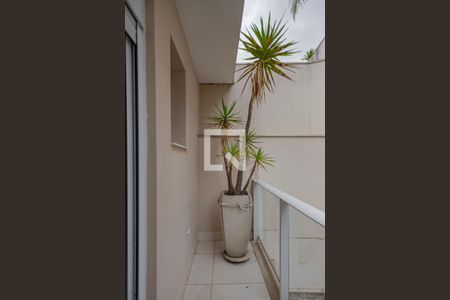 Casa à venda com 400m², 4 quartos e 4 vagas Casa à venda com 400m², 4 quartos e 4 vagasQuarto 2 - Suíte - Varanda