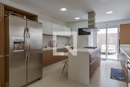 Casa à venda com 400m², 4 quartos e 4 vagas Casa à venda com 400m², 4 quartos e 4 vagasCozinha Americana