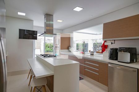 Casa à venda com 400m², 4 quartos e 4 vagas Casa à venda com 400m², 4 quartos e 4 vagasCozinha Americana