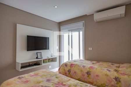 Casa à venda com 400m², 4 quartos e 4 vagas Casa à venda com 400m², 4 quartos e 4 vagasQuarto 1 - Suíte