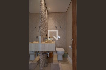 Casa à venda com 400m², 4 quartos e 4 vagas Casa à venda com 400m², 4 quartos e 4 vagasLavabo