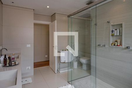 Casa à venda com 400m², 4 quartos e 4 vagas Casa à venda com 400m², 4 quartos e 4 vagasBanheiro da Suíte 3