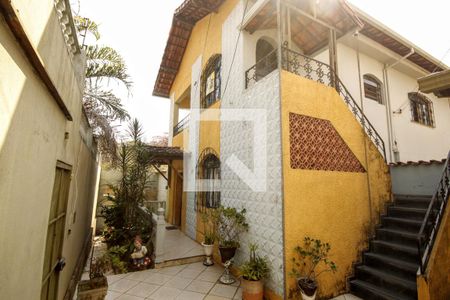 Casa à venda com 252m², 7 quartos e 3 vagas