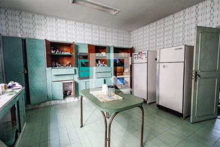 Casa à venda com 519m², 4 quartos e 3 vagas Casa à venda com 519m², 4 quartos e 3 vagasCozinha 1