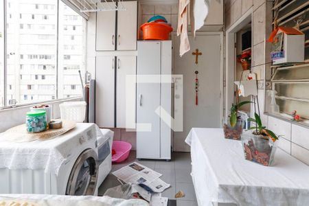 Apartamento à venda com 168m², 3 quartos e 1 vagaÁrea de Serviço