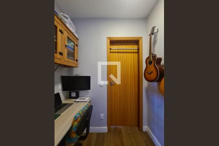 Apartamento à venda com 68m², 1 quarto e 1 vaga Apartamento à venda com 68m², 1 quarto e 1 vagaEscritório